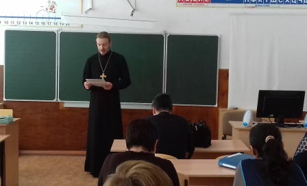 Накладная канва : вышивка крестом Косы на длинные волосы - плетение косичек: фото и видео